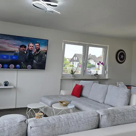 Apartment Happy Homes Fun - Up To 8 - Kueche - W-lan - Netflix - Ps5 - Badewanne