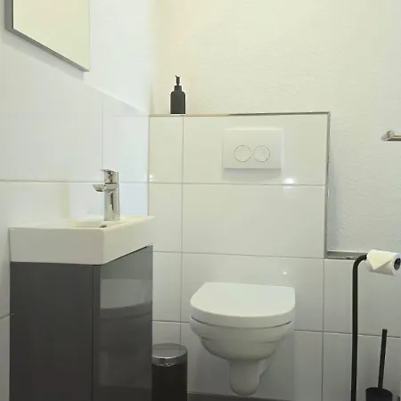 Happy Homes Fun - Up To 8 - Kueche - W-lan - Netflix - Ps5 - Badewanne *