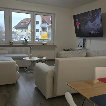 Happy Homes Fun - Dein Erlebnis-apartment Fuer Gamer, Helden & Grosse - Parkplatz - Ps5 - Wlan Altenstadt